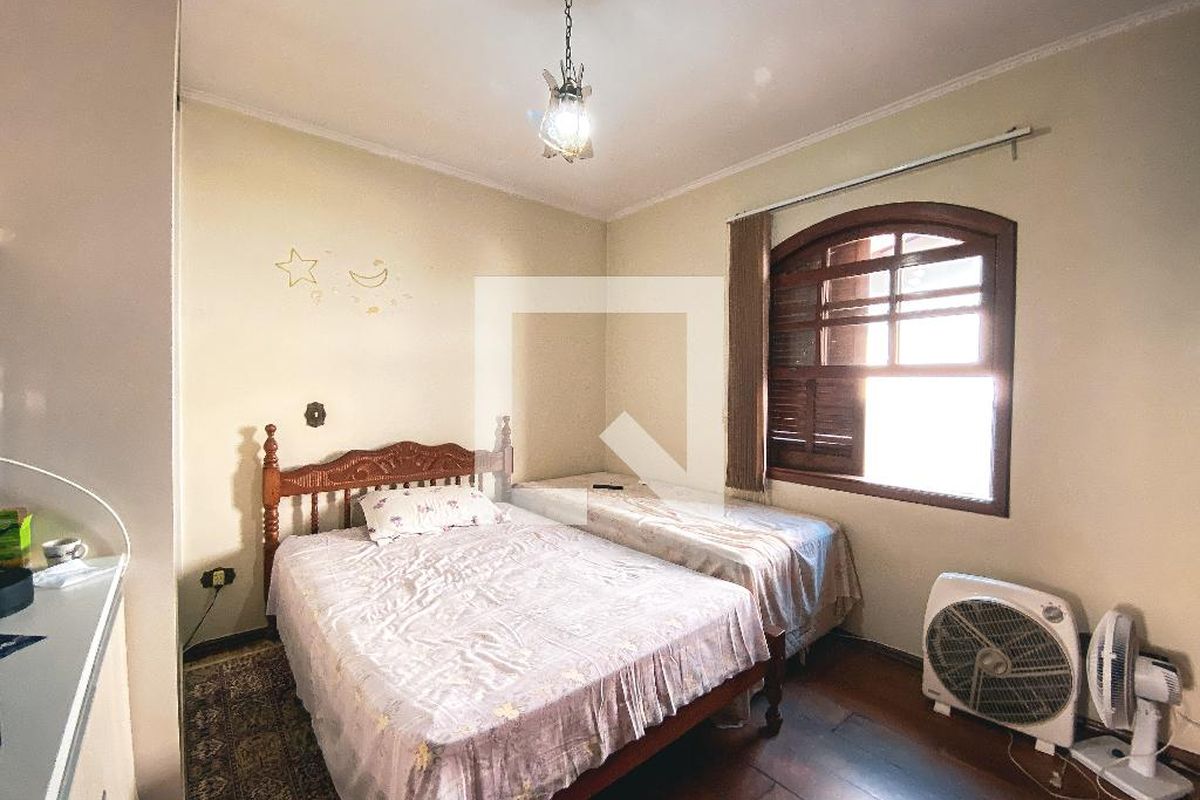Casa, 4 quartos, 180 m² - Foto 50