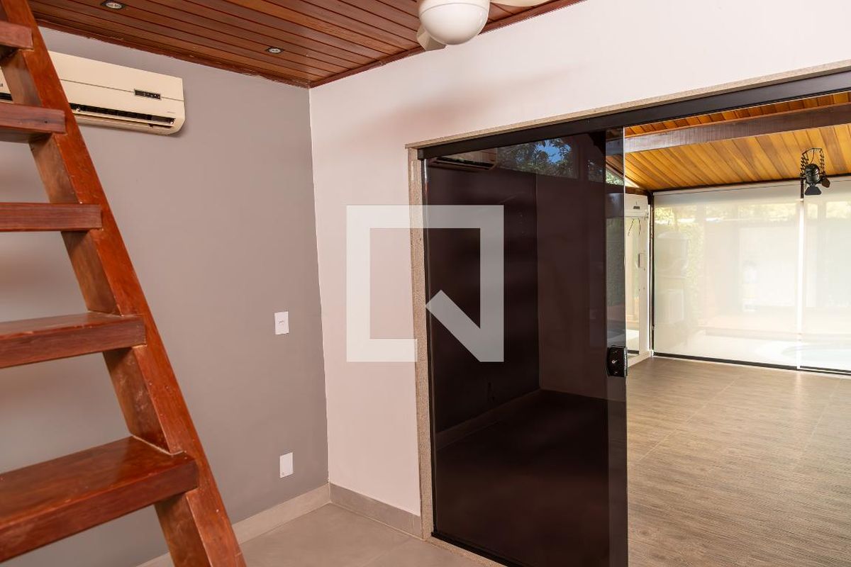 Casa, 3 quartos, 360 m² - Foto 44