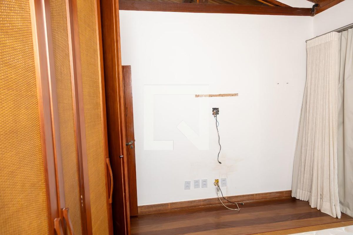 Casa, 3 quartos, 360 m² - Foto 26
