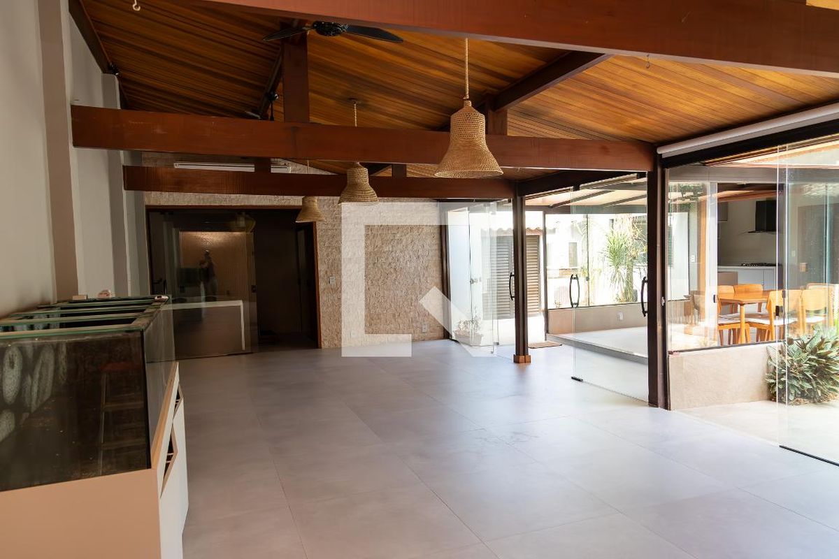 Casa, 3 quartos, 360 m² - Foto 88