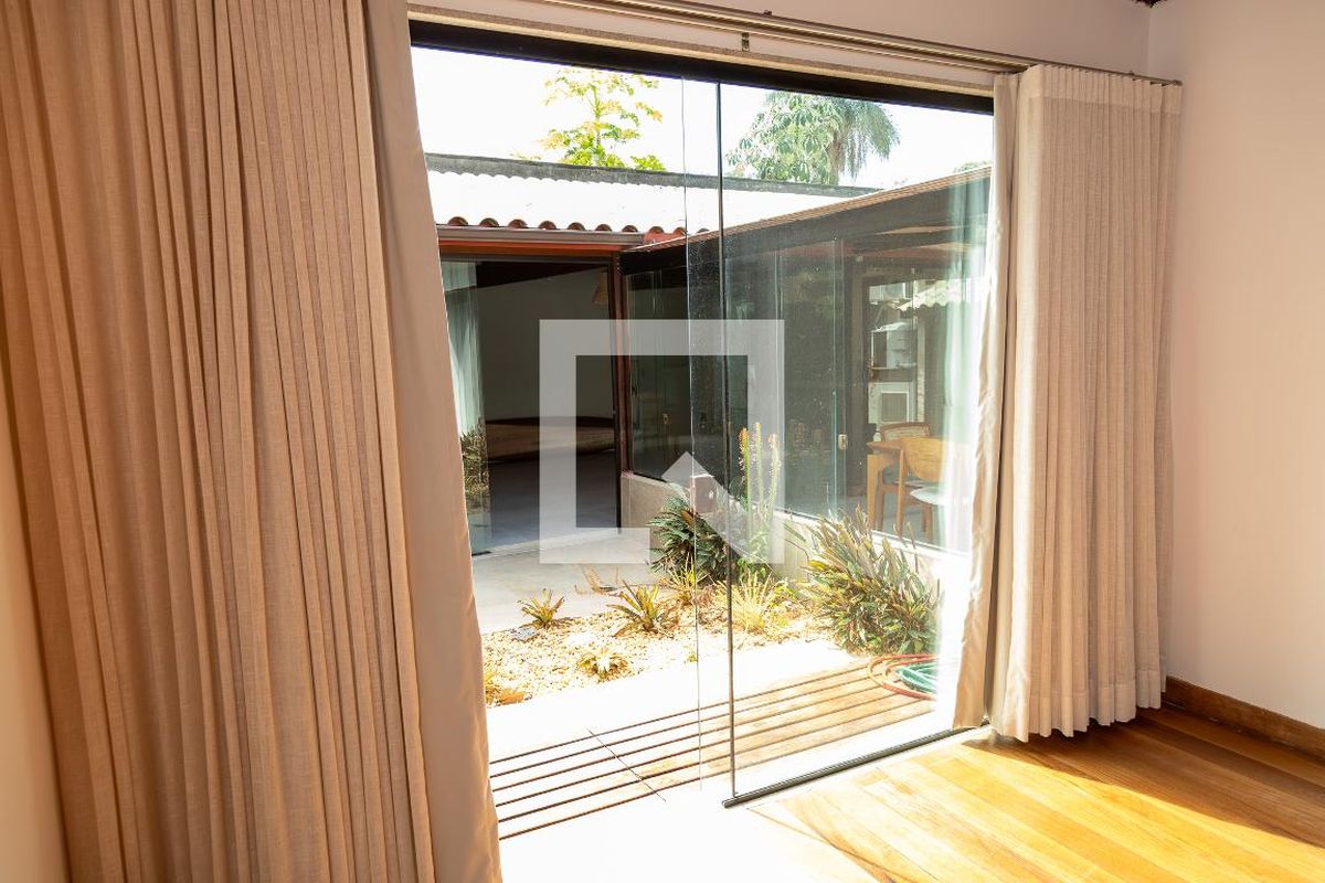 Casa, 3 quartos, 360 m² - Foto 36