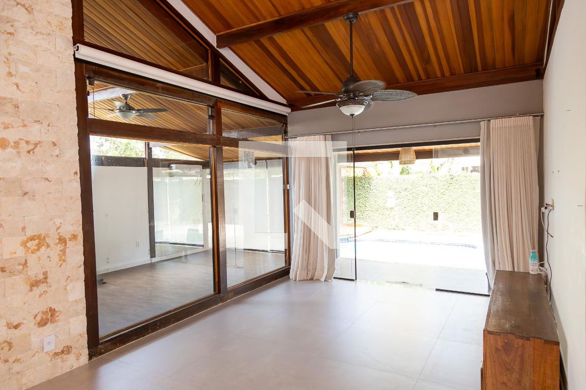 Casa, 3 quartos, 360 m² - Foto 2