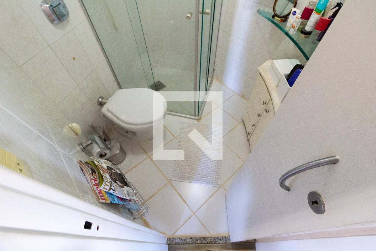Apartamento à Venda - Mansões Santo Antônio, 2 Quartos,  681 m2 em , Campinas - sp | SoloBR