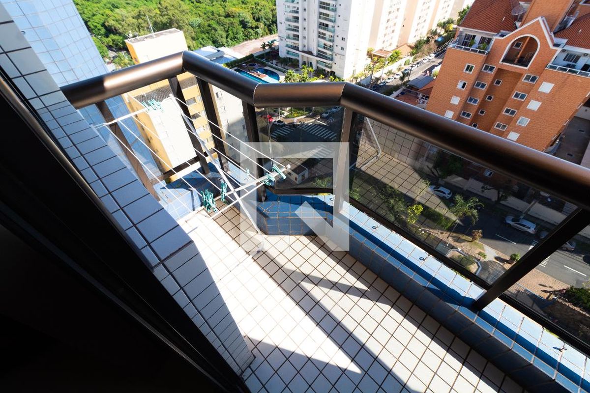 Apartamento à Venda - Mansões Santo Antônio, 2 Quartos,  681 m2 em , Campinas - sp | SoloBR