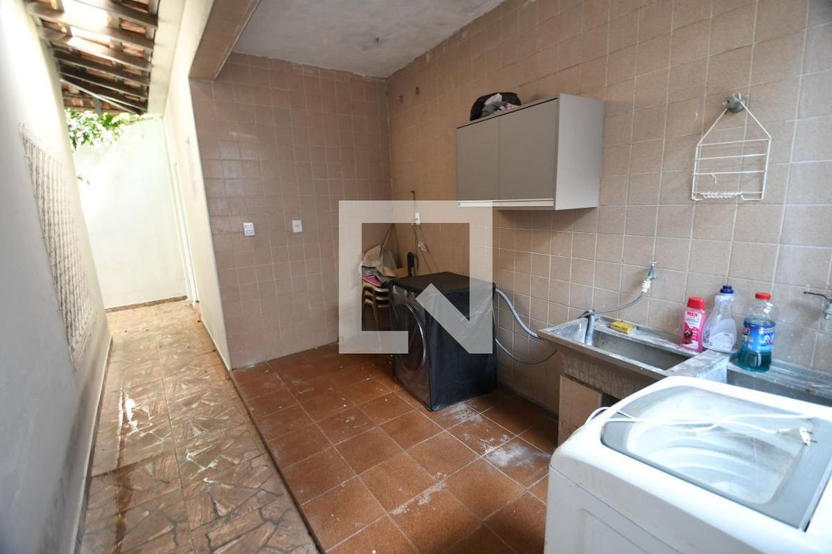 Casa à Venda - Jardim Chapadão, 3 Quartos,  179 m2 em , Campinas - sp | SoloBR