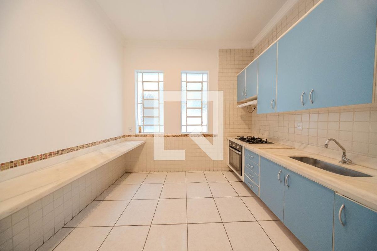 Casa, 4 quartos, 180 m² - Foto 37