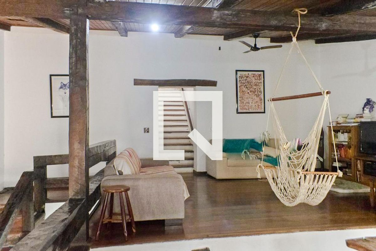 Casa, 3 quartos, 250 m² - Foto 2