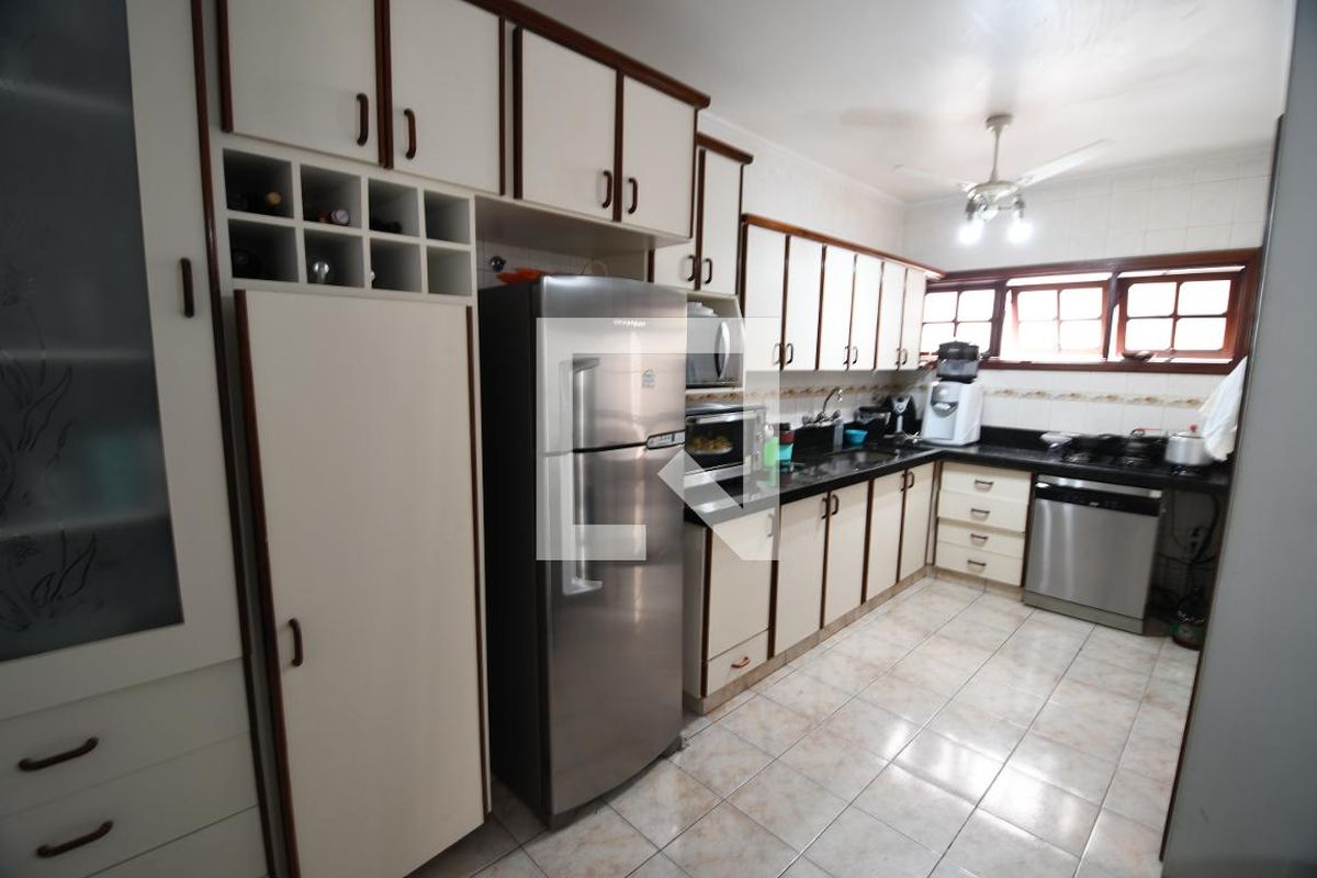Casa à Venda - Vila Brandina, 5 Quartos,  288 m2 em , Campinas - sp | SoloBR