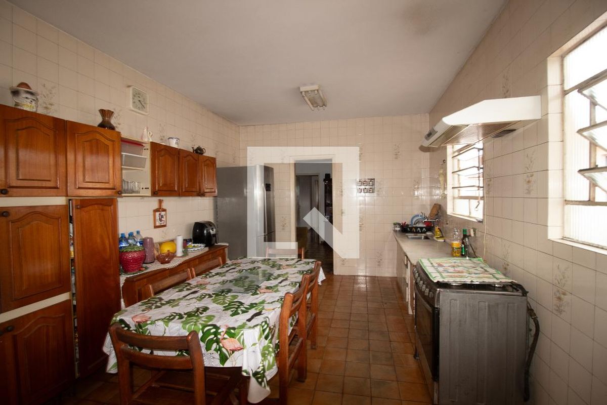 Casa, 5 quartos, 217 m² - Foto 43