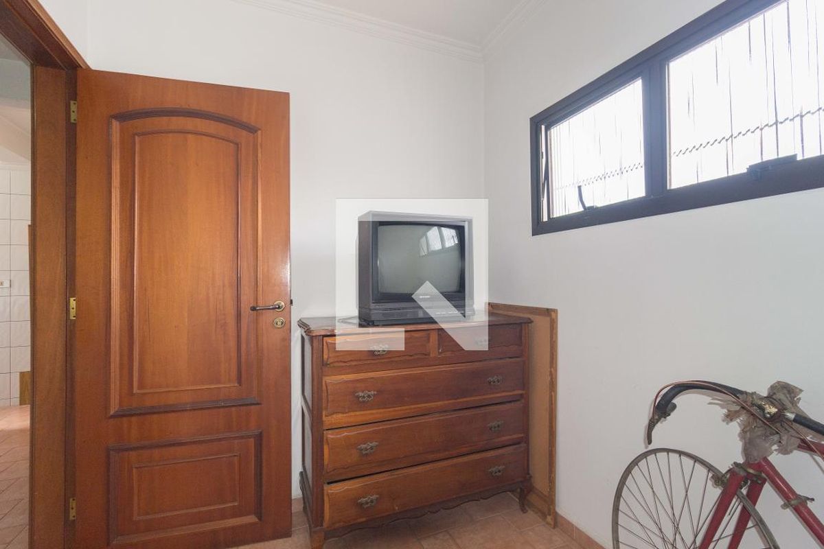 Casa, 5 quartos, 268 m² - Foto 53