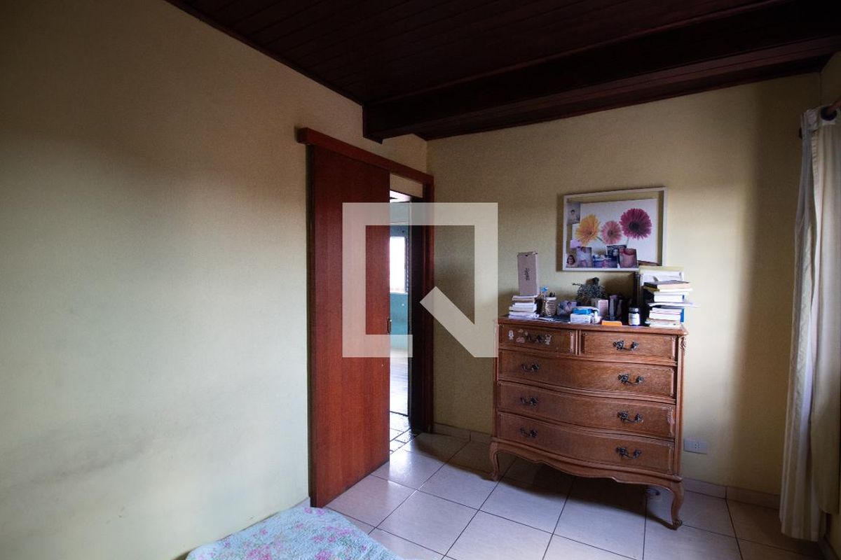 Casa, 5 quartos, 200 m² - Foto 44