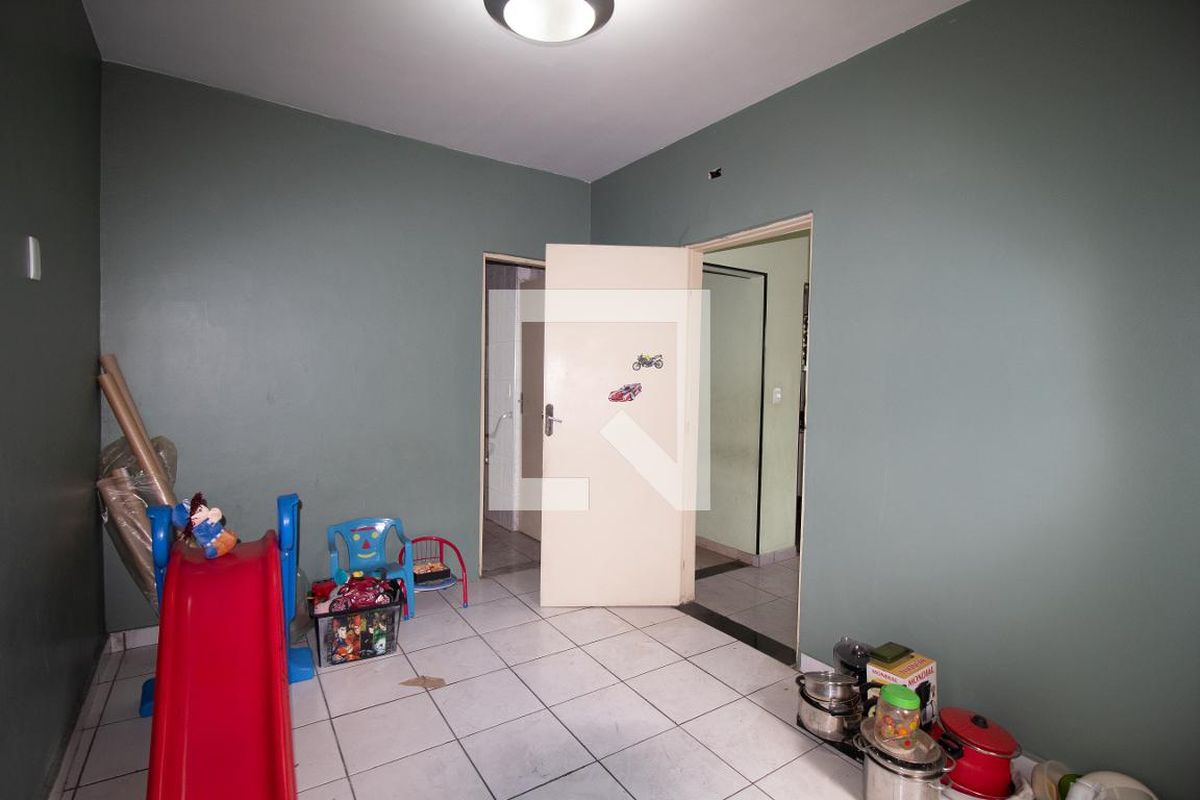 Casa, 5 quartos, 200 m² - Foto 32