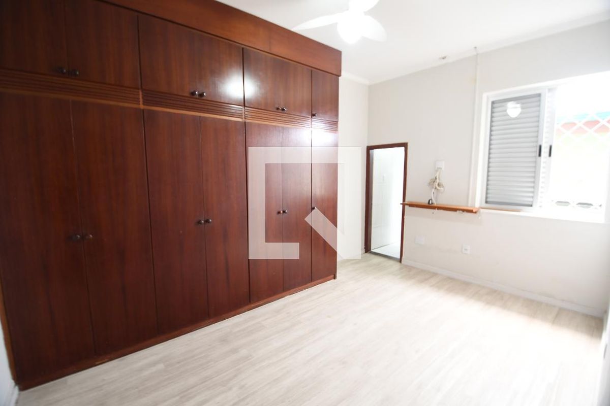 Casa à Venda - Taquaral, 3 Quartos,  208 m2 em , Campinas - sp | SoloBR