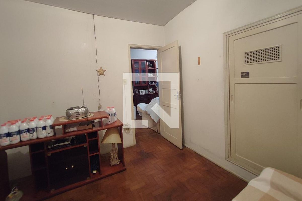 Casa à Venda - Guanabara, 3 Quartos,  280 m2 em , Campinas - sp | SoloBR