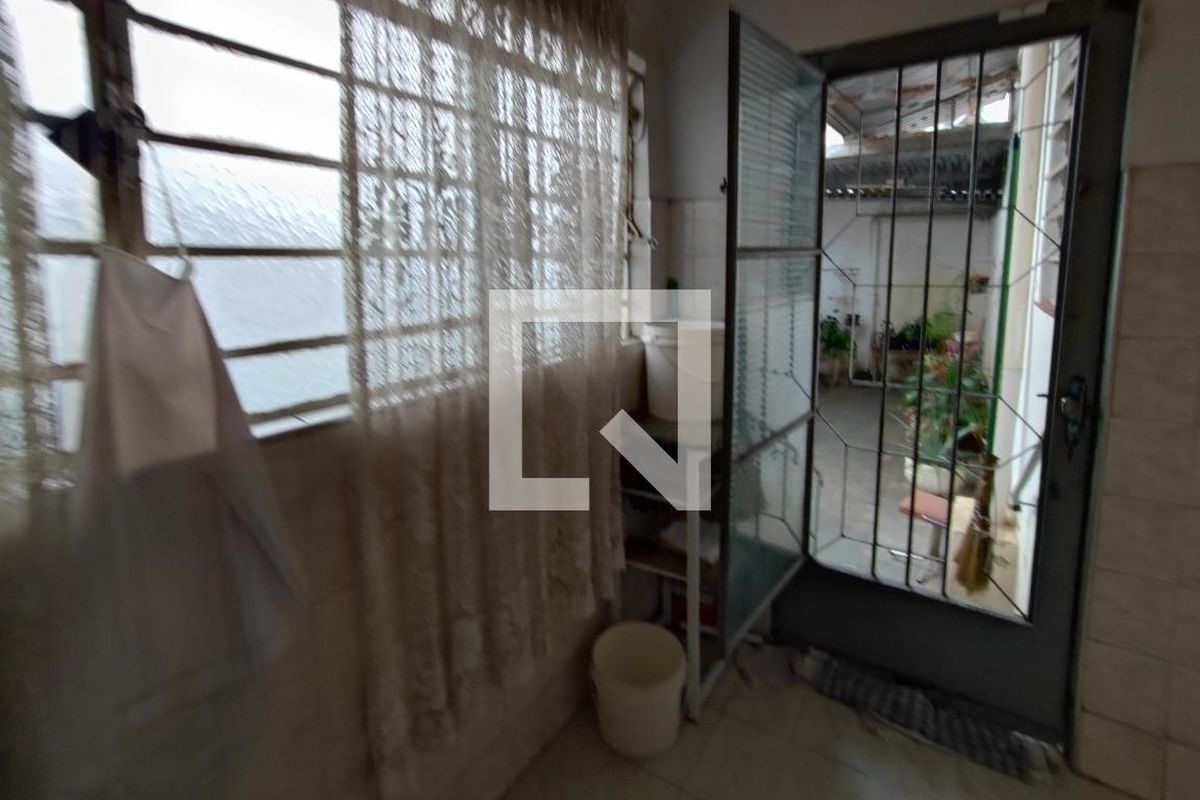 Casa à Venda - Guanabara, 3 Quartos,  280 m2 em , Campinas - sp | SoloBR