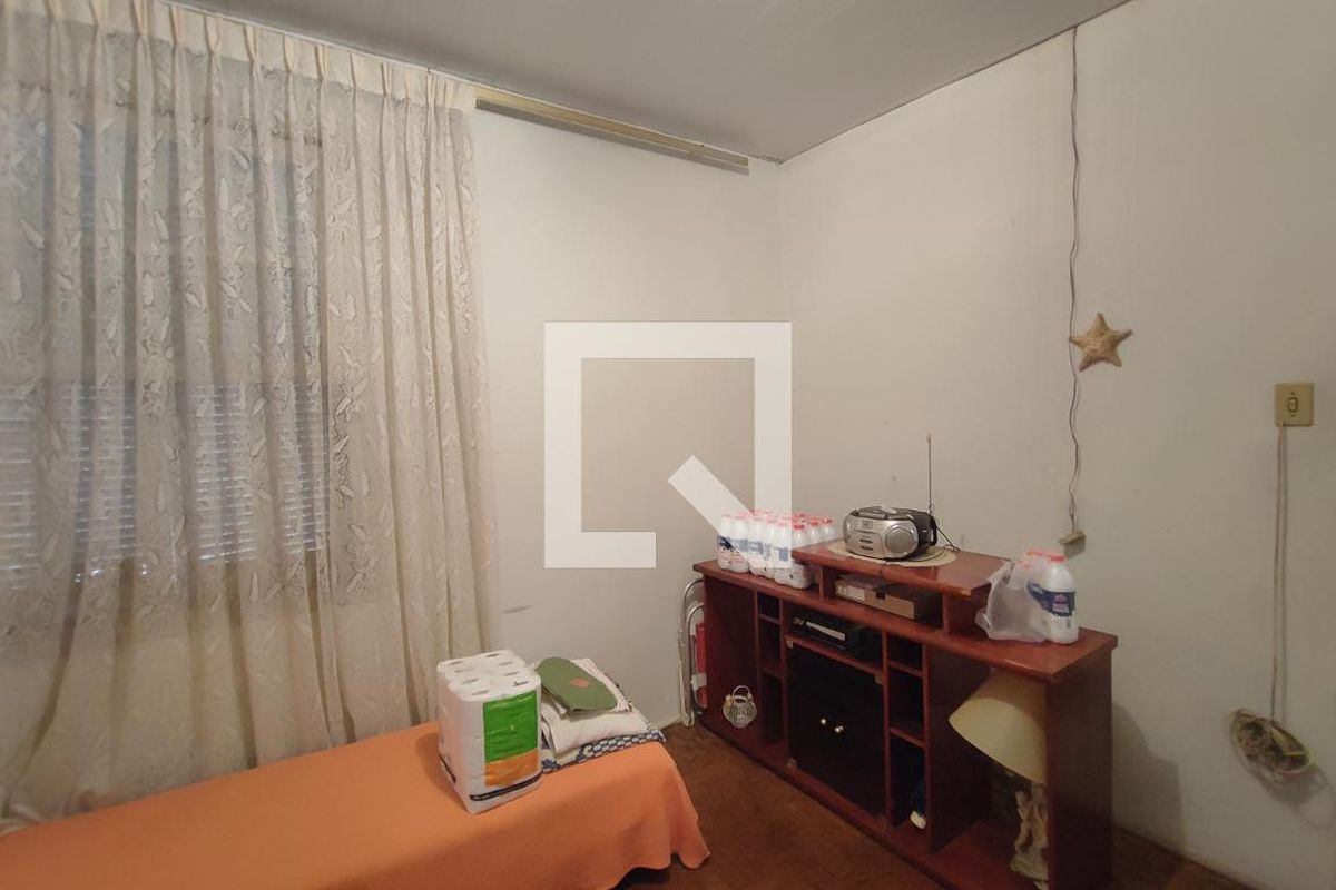 Casa à Venda - Guanabara, 3 Quartos,  280 m2 em , Campinas - sp | SoloBR