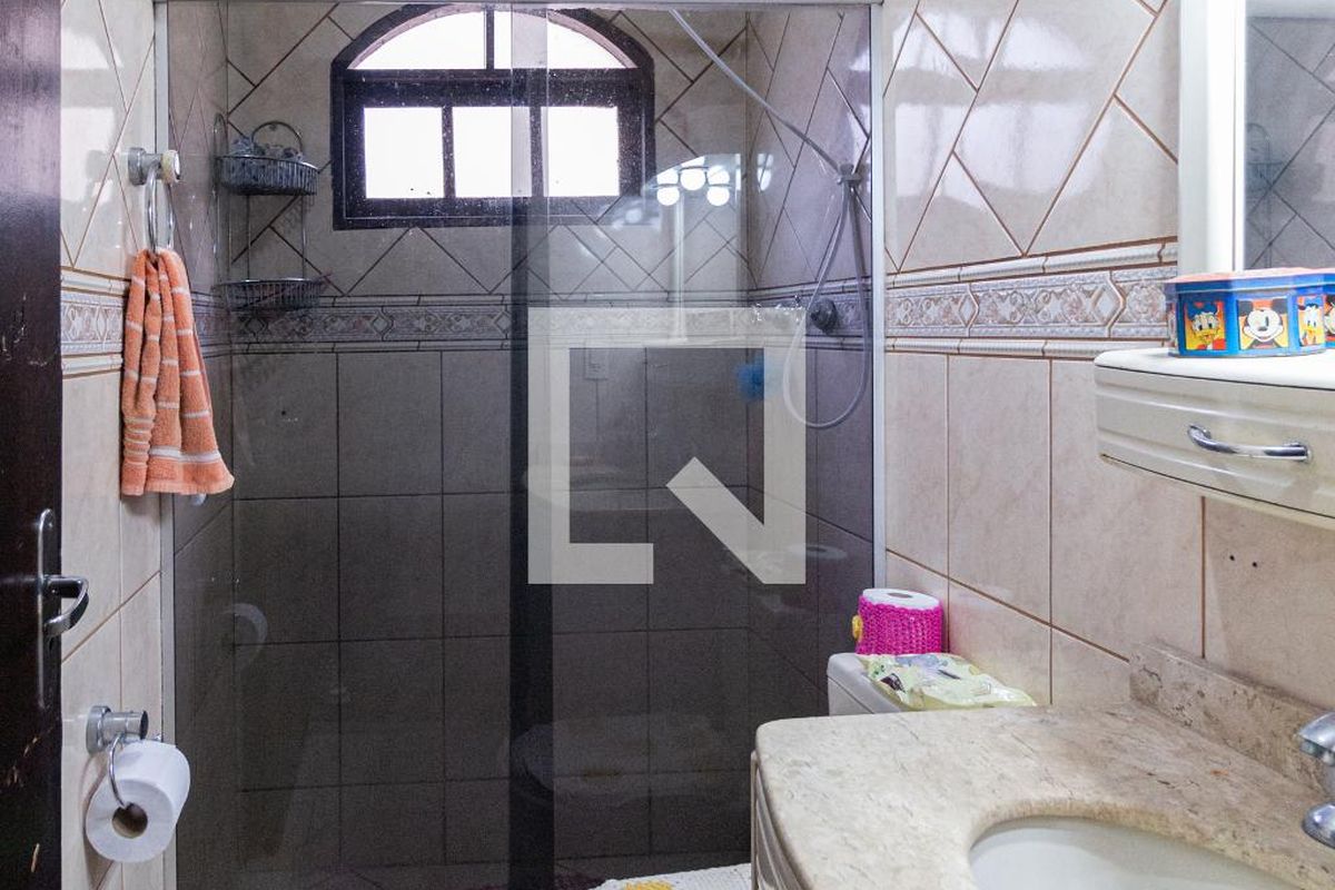 Casa, 3 quartos, 237 m² - Foto 52