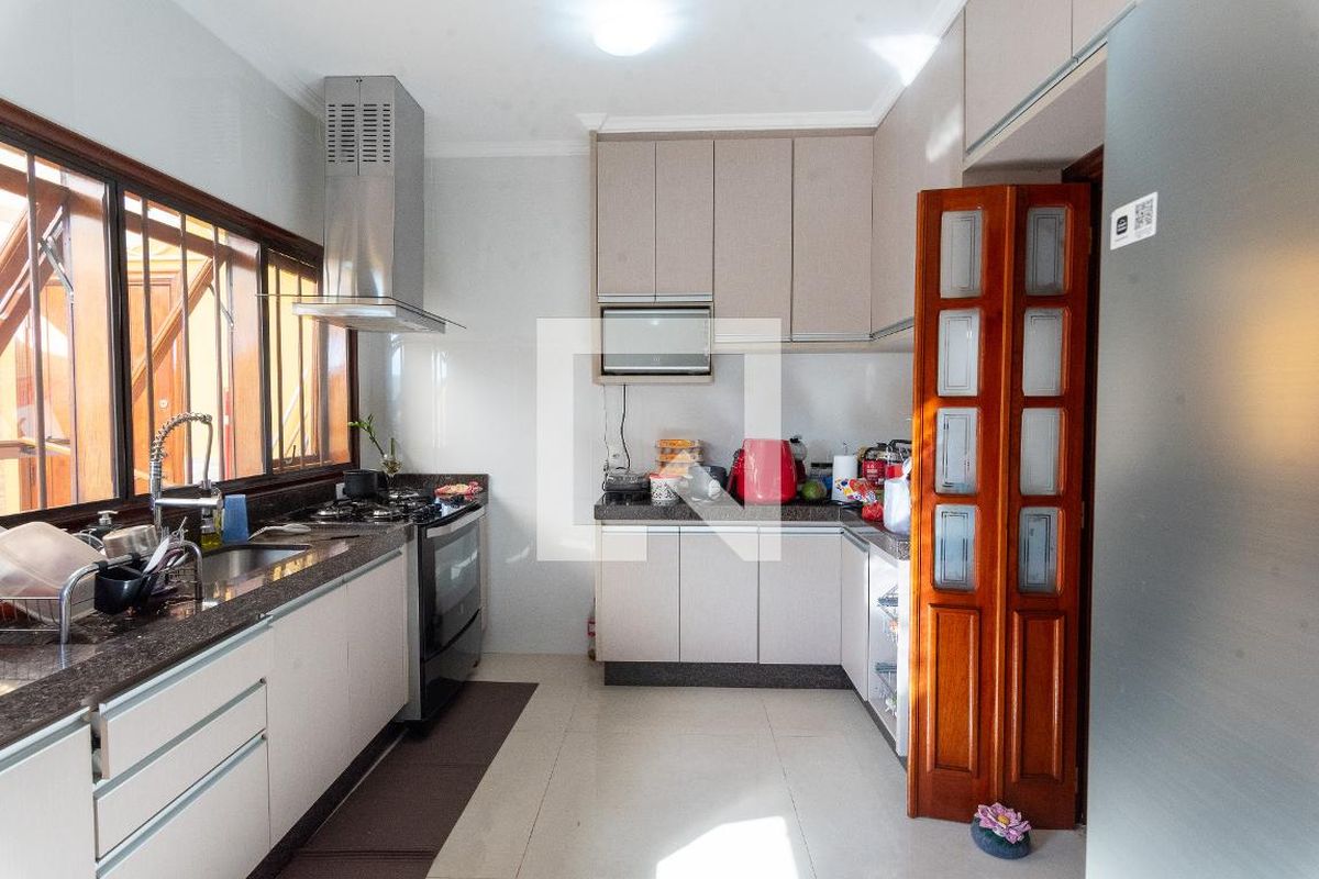 Casa à Venda - Jardim Chapadão, 3 Quartos,  270 m2 em , Campinas - sp | SoloBR