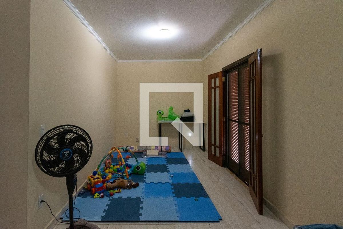 Casa à Venda - Jardim Chapadão, 3 Quartos,  270 m2 em , Campinas - sp | SoloBR