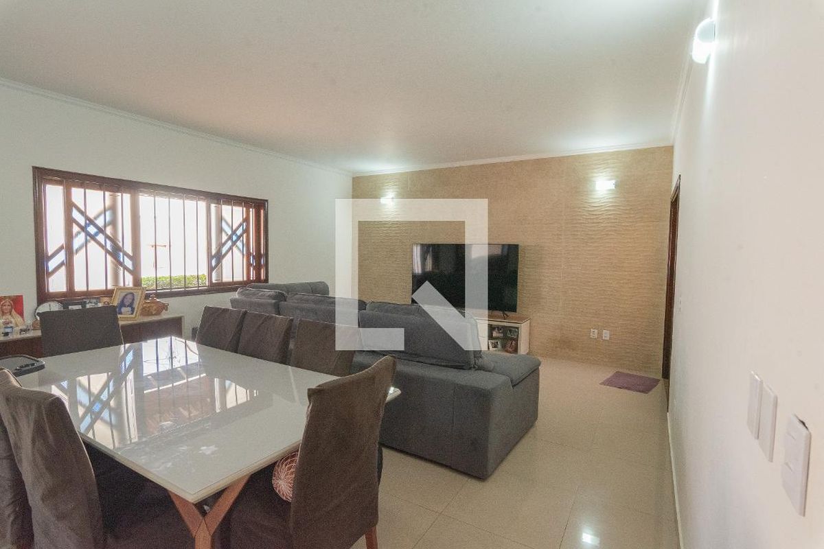 Casa à Venda - Jardim Chapadão, 3 Quartos,  270 m2 em , Campinas - sp | SoloBR