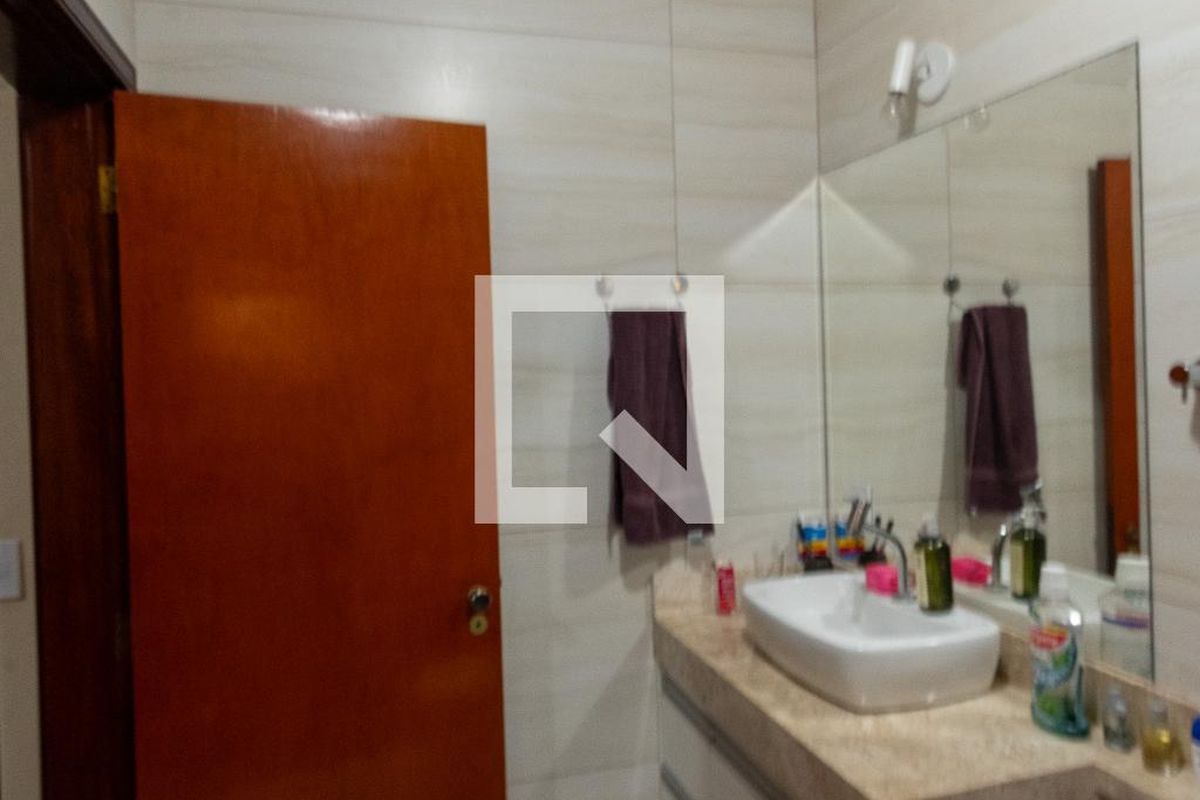 Casa à Venda - Jardim Chapadão, 3 Quartos,  270 m2 em , Campinas - sp | SoloBR