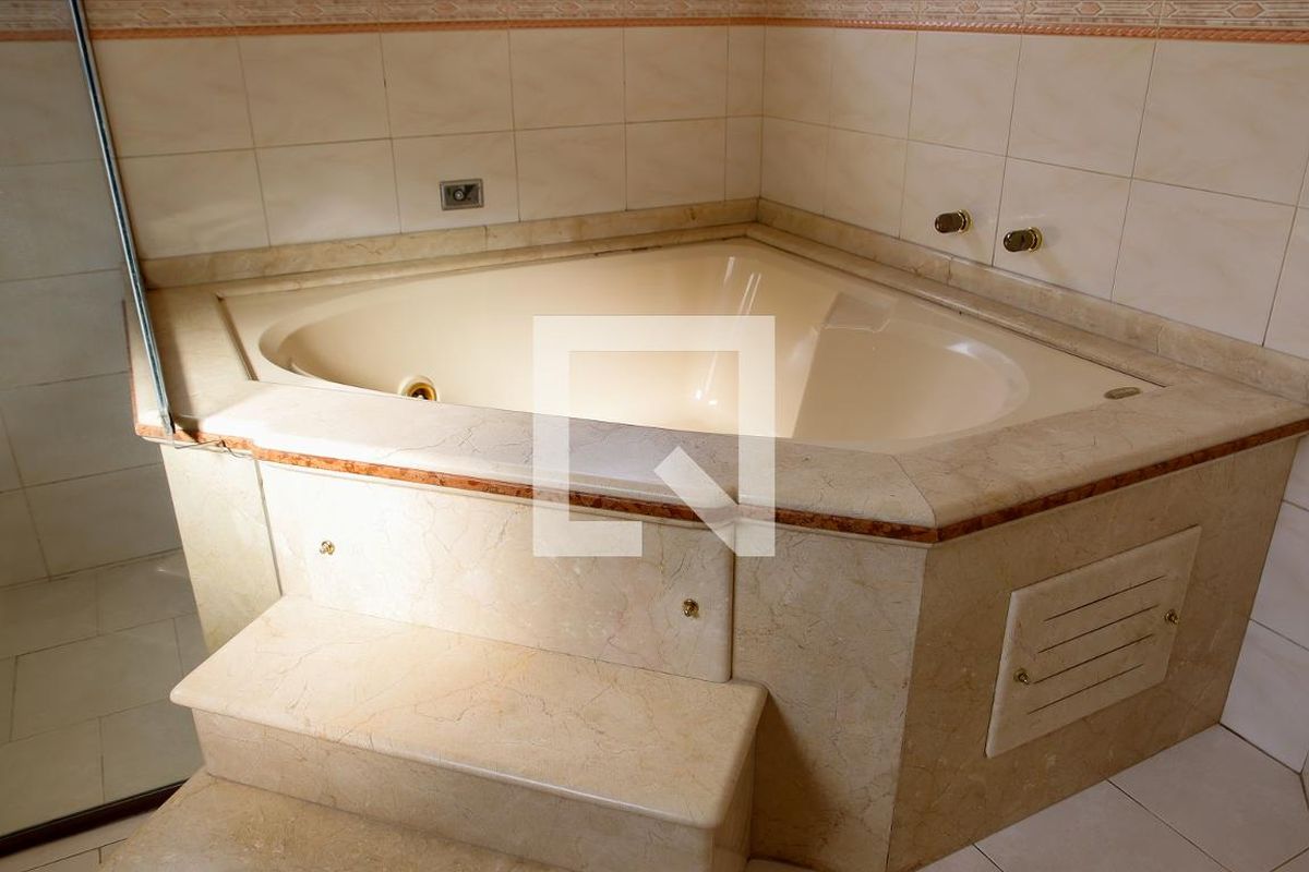 Casa, 4 quartos, 263 m² - Foto 64