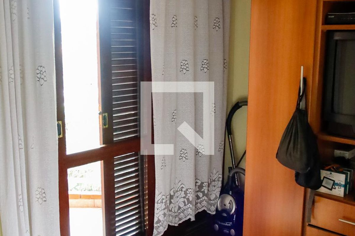 Casa, 4 quartos, 263 m² - Foto 38