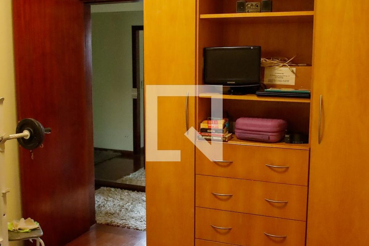 Casa, 4 quartos, 263 m² - Foto 48
