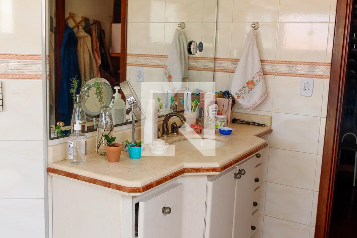 Casa, 4 quartos, 263 m² - Foto 68