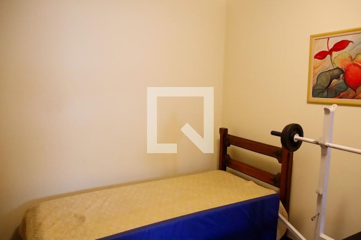 Casa, 4 quartos, 263 m² - Foto 46