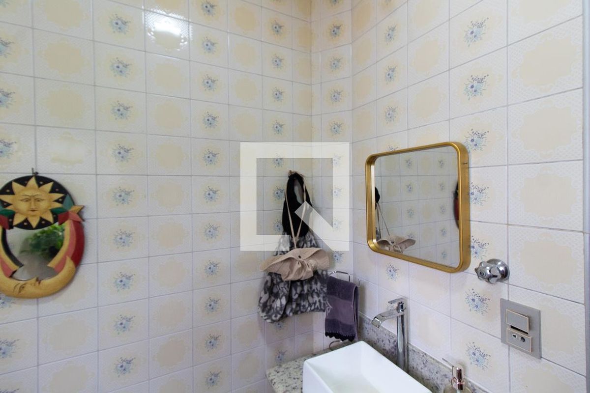 Casa à Venda - Jardim Santana, 5 Quartos,  450 m2 em , Campinas - sp | SoloBR