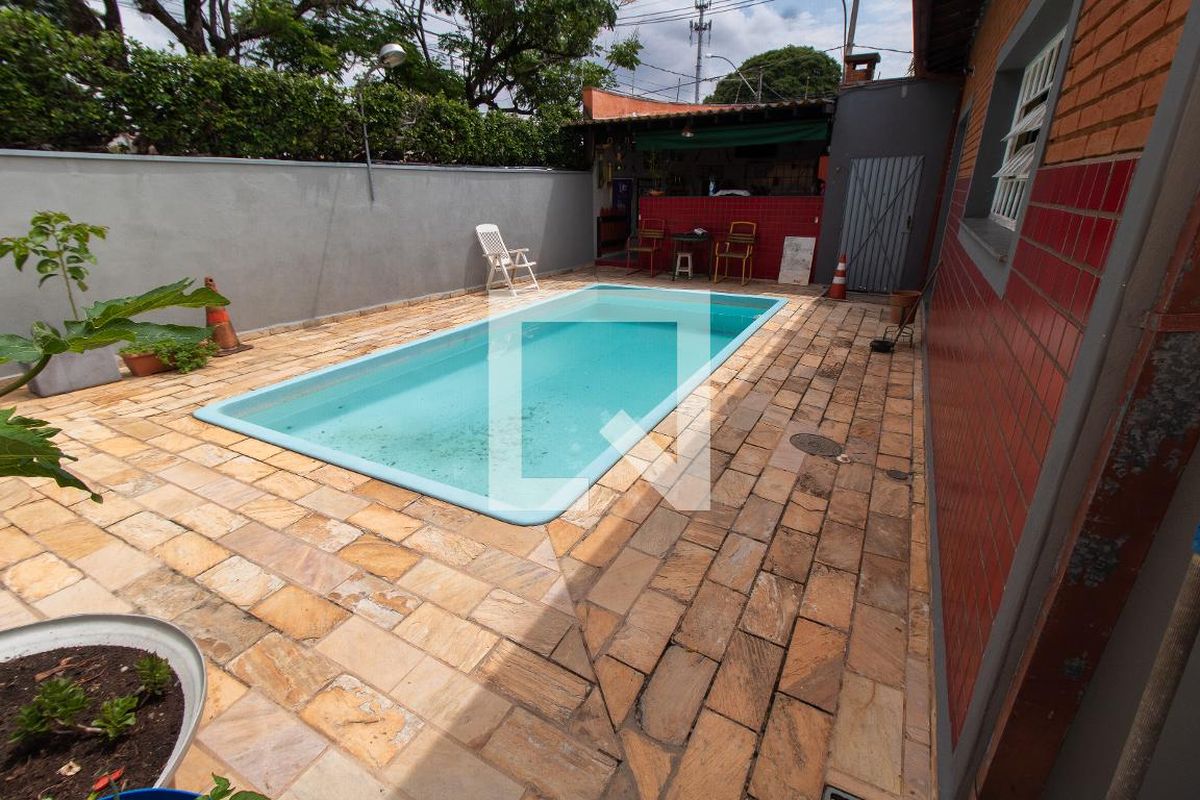 Casa à Venda - Jardim Santana, 5 Quartos,  450 m2 em , Campinas - sp | SoloBR