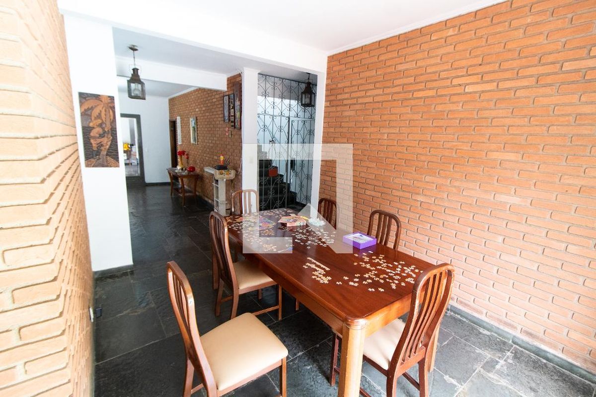 Casa à Venda - Jardim Santana, 5 Quartos,  450 m2 em , Campinas - sp | SoloBR