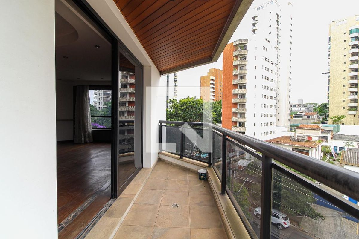 Apartamento, 3 quartos, 311 m² - Foto 13