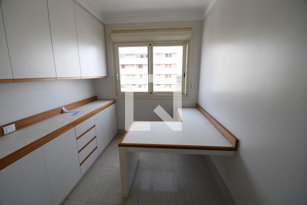 Apartamento à Venda - Cambuí, 6 Quartos,  500 m2 em , Campinas - sp | SoloBR