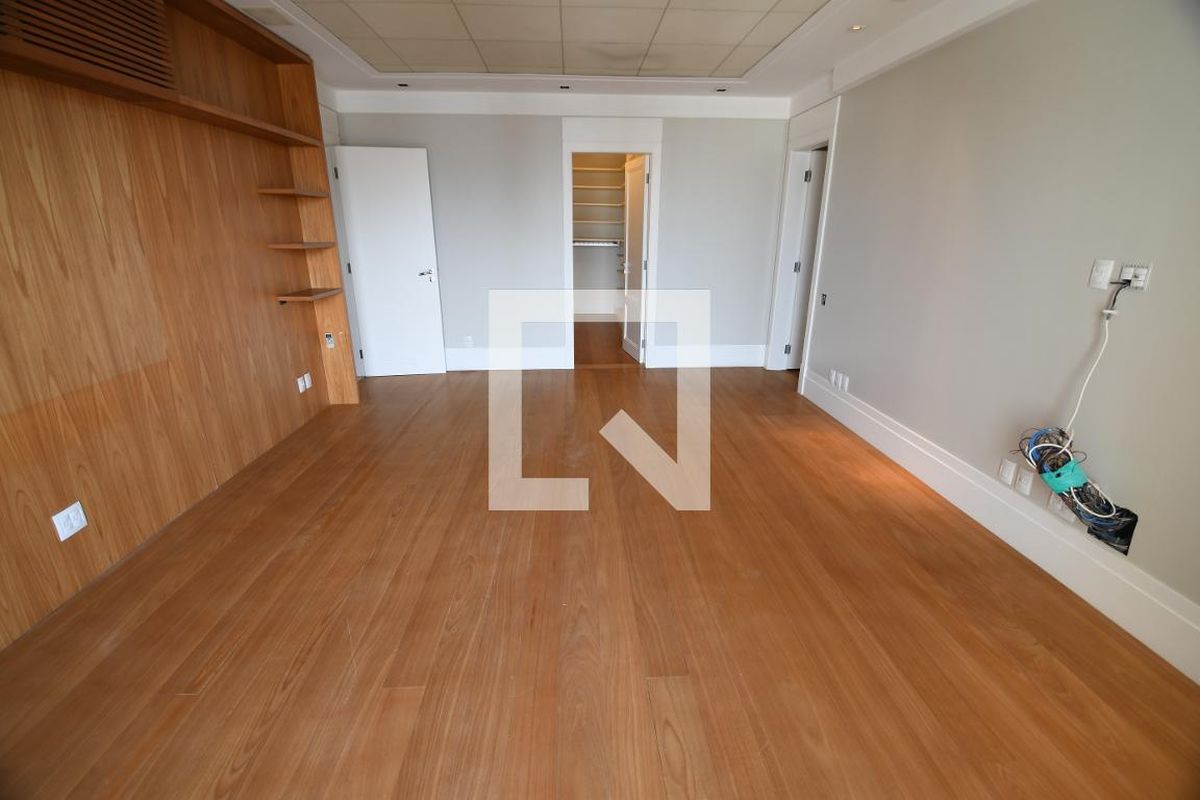 Apartamento à Venda - Cambuí, 6 Quartos,  500 m2 em , Campinas - sp | SoloBR