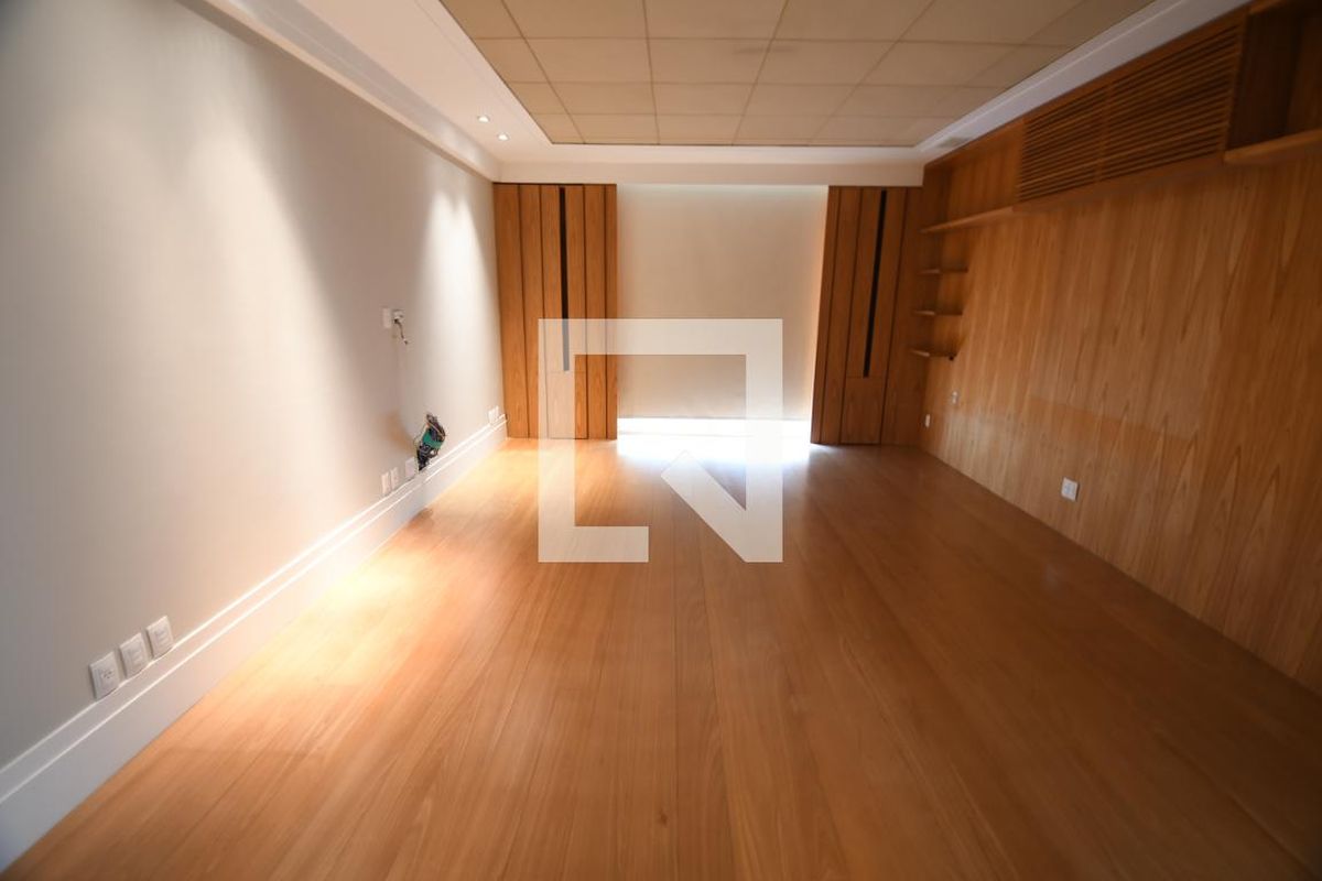 Apartamento à Venda - Cambuí, 6 Quartos,  500 m2 em , Campinas - sp | SoloBR