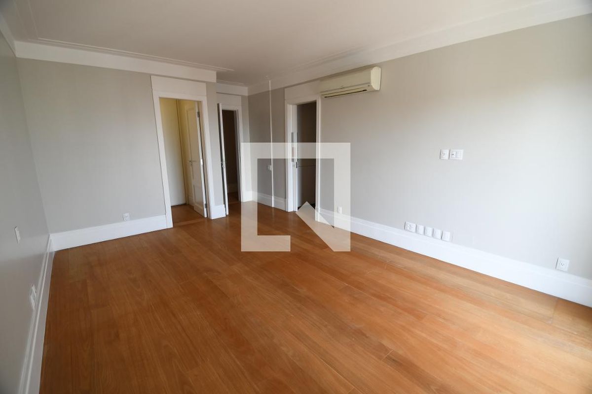 Apartamento à Venda - Cambuí, 6 Quartos,  500 m2 em , Campinas - sp | SoloBR