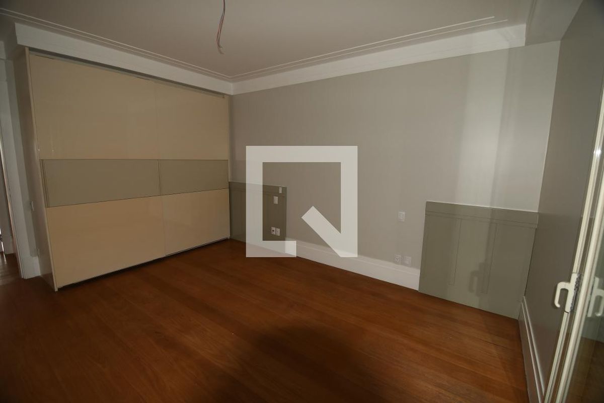 Apartamento à Venda - Cambuí, 6 Quartos,  500 m2 em , Campinas - sp | SoloBR