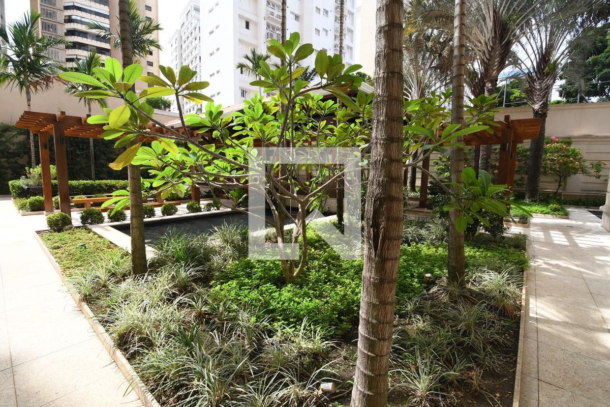 Apartamento à Venda - Cambuí, 6 Quartos,  500 m2 em , Campinas - sp | SoloBR
