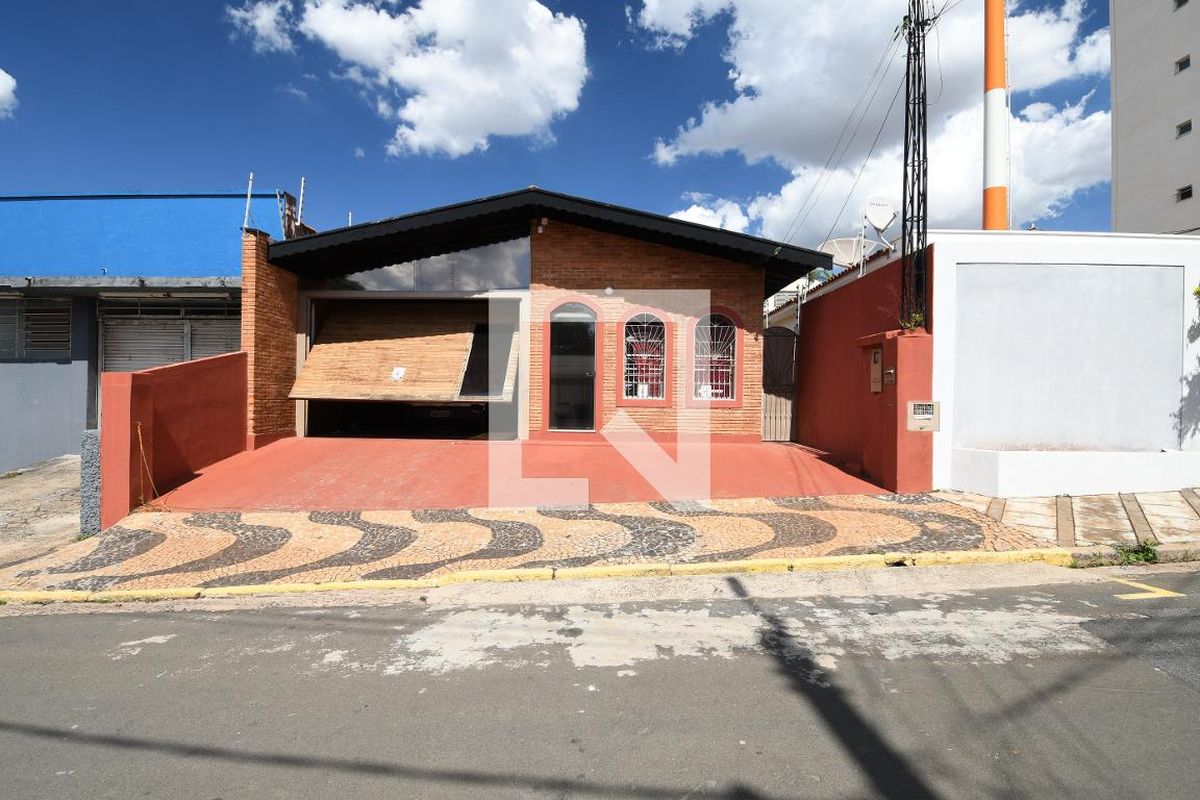 Casa à Venda - Taquaral, 3 Quartos,  177 m2 em , Campinas - sp | SoloBR