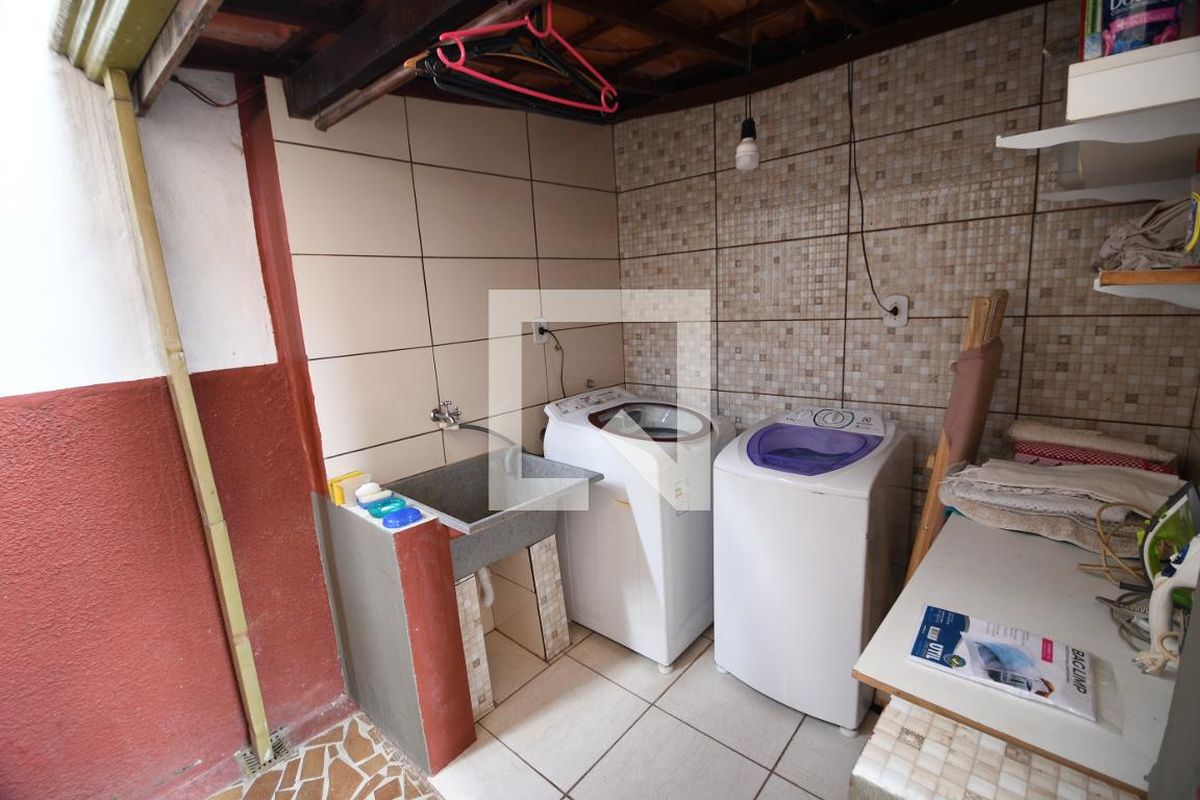 Casa à Venda - Taquaral, 3 Quartos,  177 m2 em , Campinas - sp | SoloBR