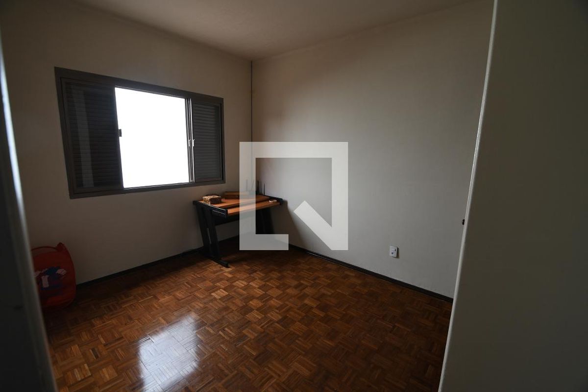 Casa à Venda - Taquaral, 3 Quartos,  177 m2 em , Campinas - sp | SoloBR