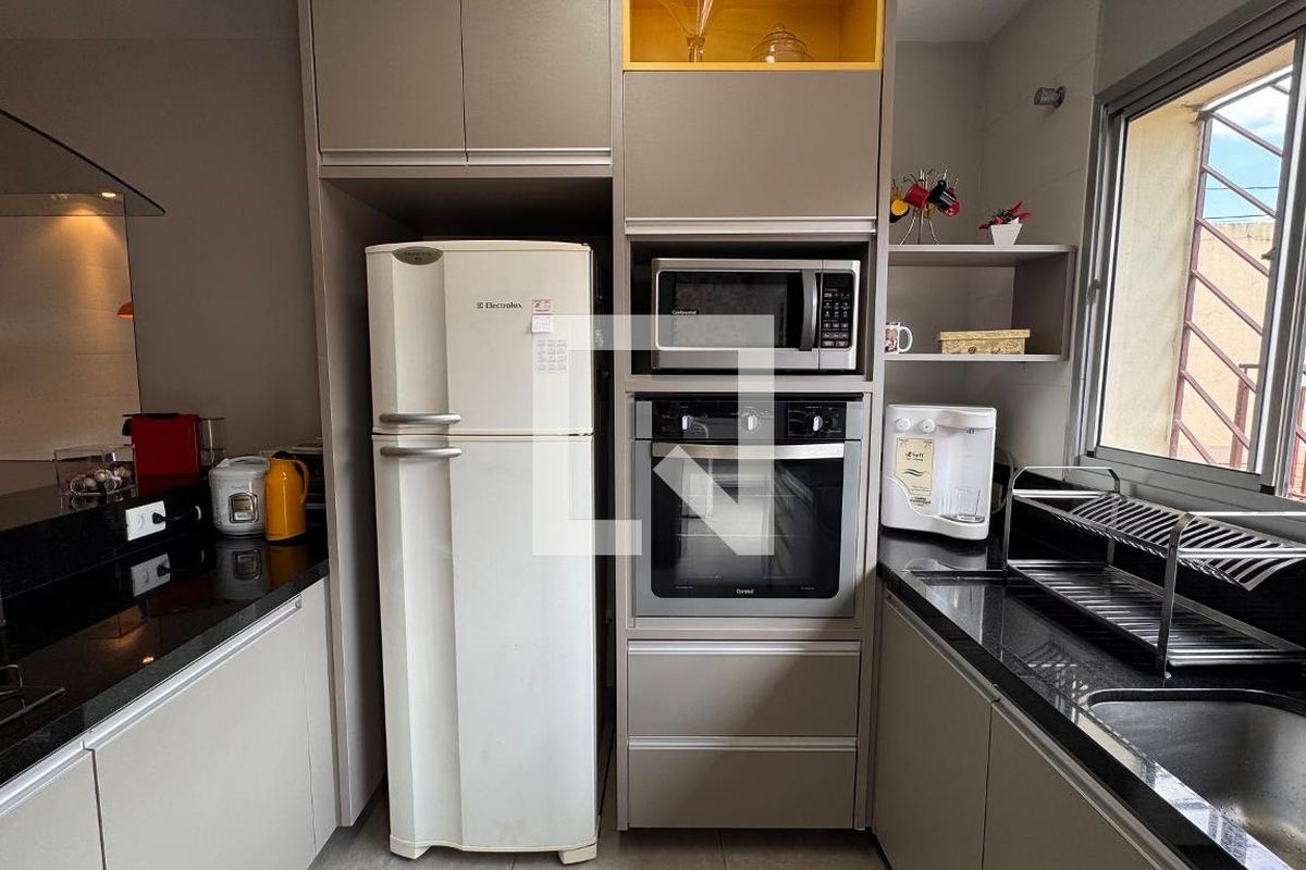 Casa à Venda - Parque Prado, 4 Quartos,  224 m2 em , Campinas - sp | SoloBR