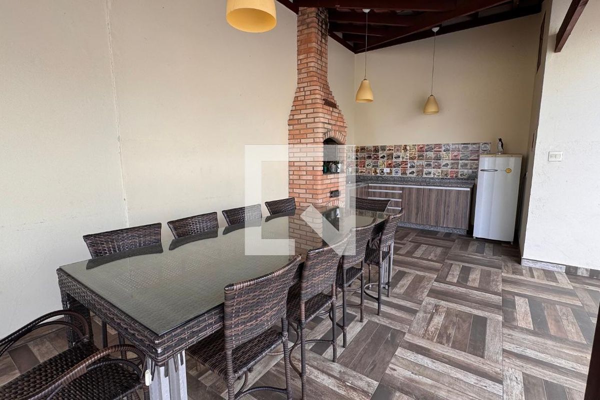 Casa à Venda - Parque Prado, 4 Quartos,  224 m2 em , Campinas - sp | SoloBR