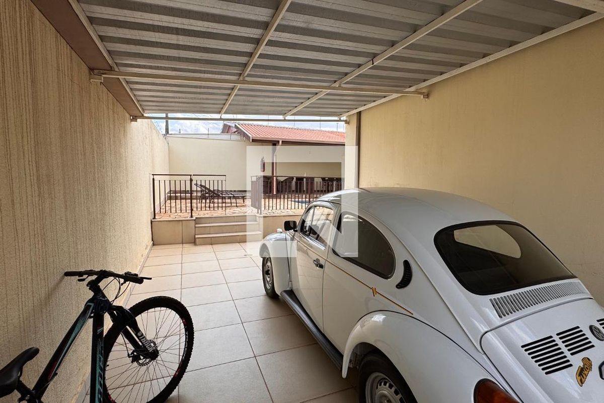 Casa à Venda - Parque Prado, 4 Quartos,  224 m2 em , Campinas - sp | SoloBR