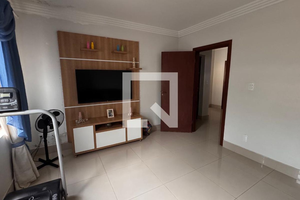 Casa à Venda - Parque Prado, 4 Quartos,  224 m2 em , Campinas - sp | SoloBR
