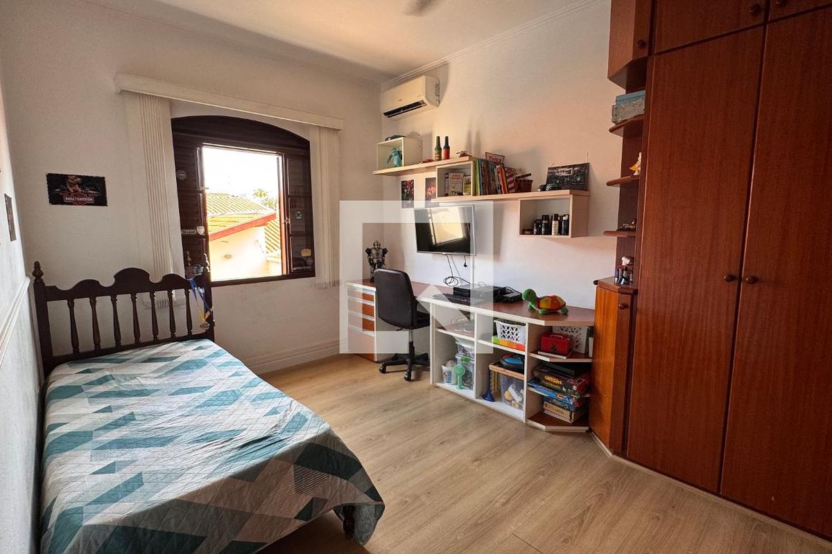 Casa à Venda - Parque Prado, 4 Quartos,  224 m2 em , Campinas - sp | SoloBR