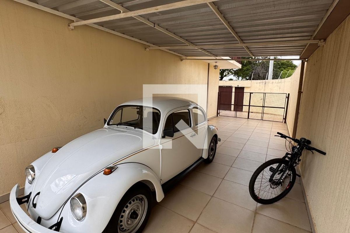Casa à Venda - Parque Prado, 4 Quartos,  224 m2 em , Campinas - sp | SoloBR