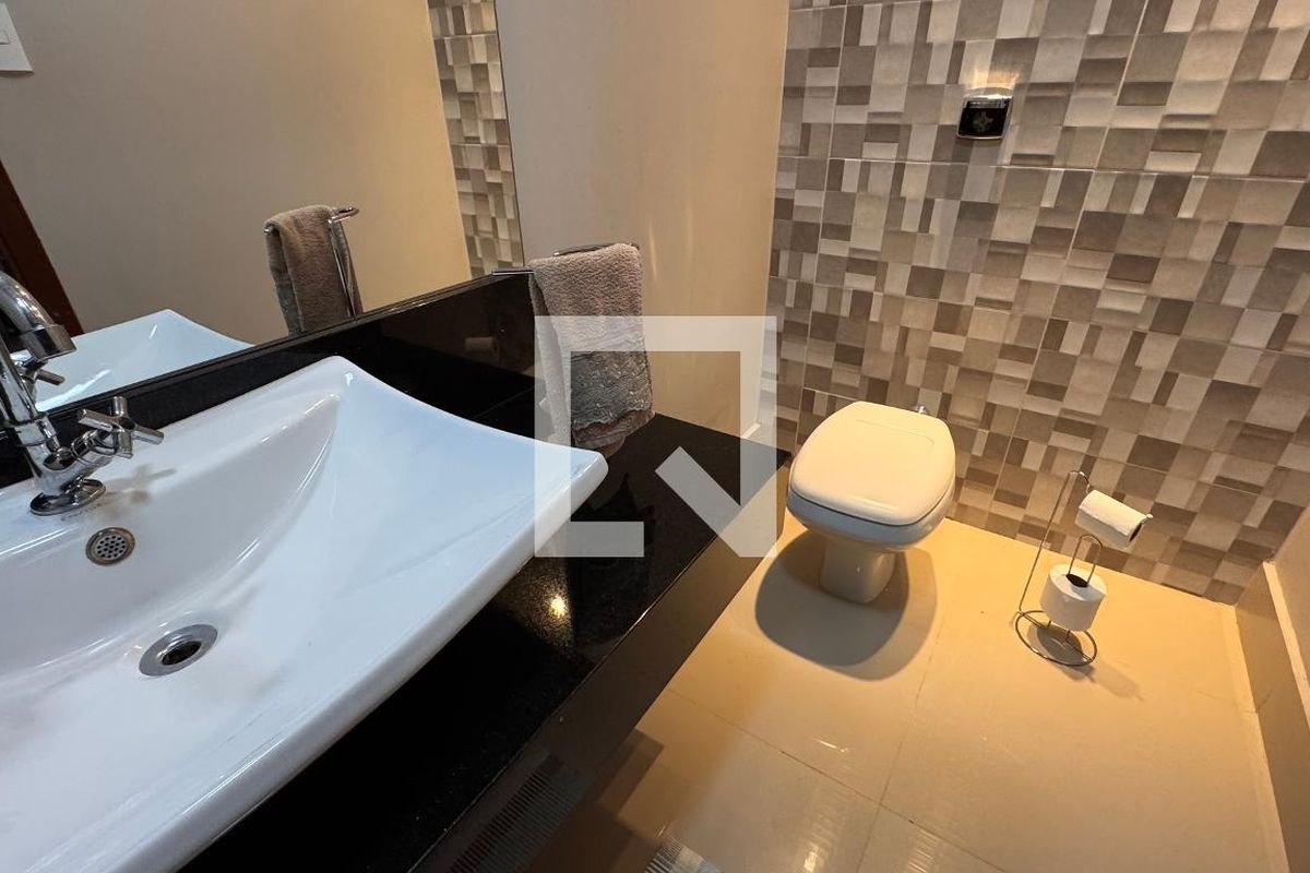 Casa à Venda - Parque Prado, 4 Quartos,  224 m2 em , Campinas - sp | SoloBR